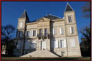 chateau à la vente -   47000  AGEN, surface 919 m2 vente chateau - UBI374350462